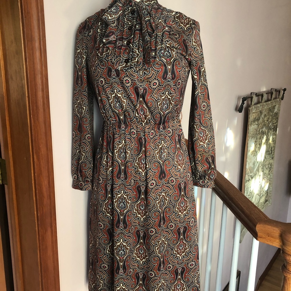 Vintage Bleeker Petites by Bleeker  Street Long Sleeve print Dress